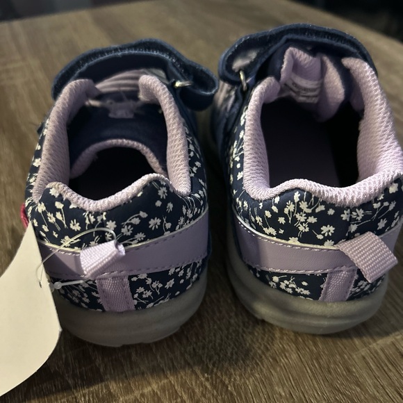 🆕 OSH KOSH B’GOSH Toddler Cycla Sneaker - Picture 6 of 10